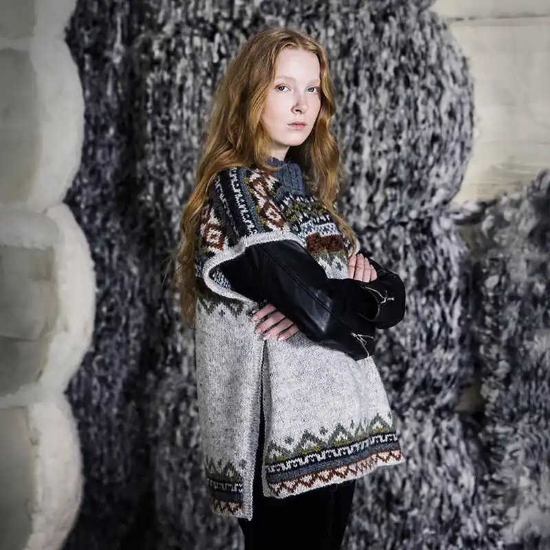 Fynd - Ris - Stickad poncho